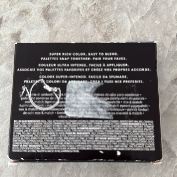 Fenty Beauty Snap Shadow Palette #5 Peach with Black and Brown Eye Liners Bundle - Picture 5 of 9